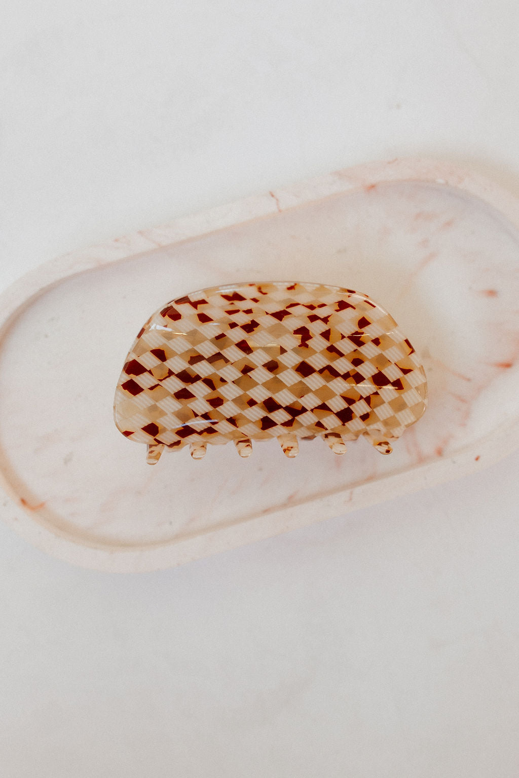 ari shell acetate clip