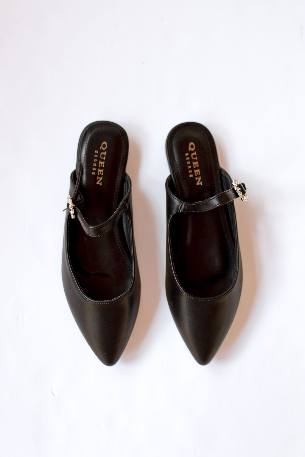 mode, phoebe flats