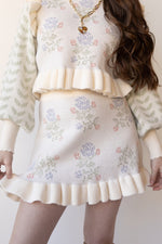 mode, rosy knit mini skirt