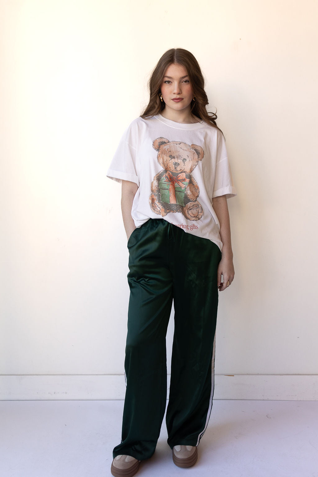 mode, merlot elegance silk pants