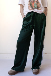 mode, merlot elegance silk pants