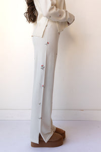 mode, collins embroidered pants