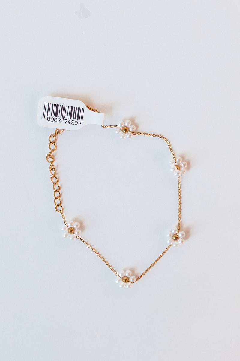 pearl daisy bracelet