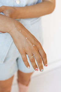 cleo hand chain