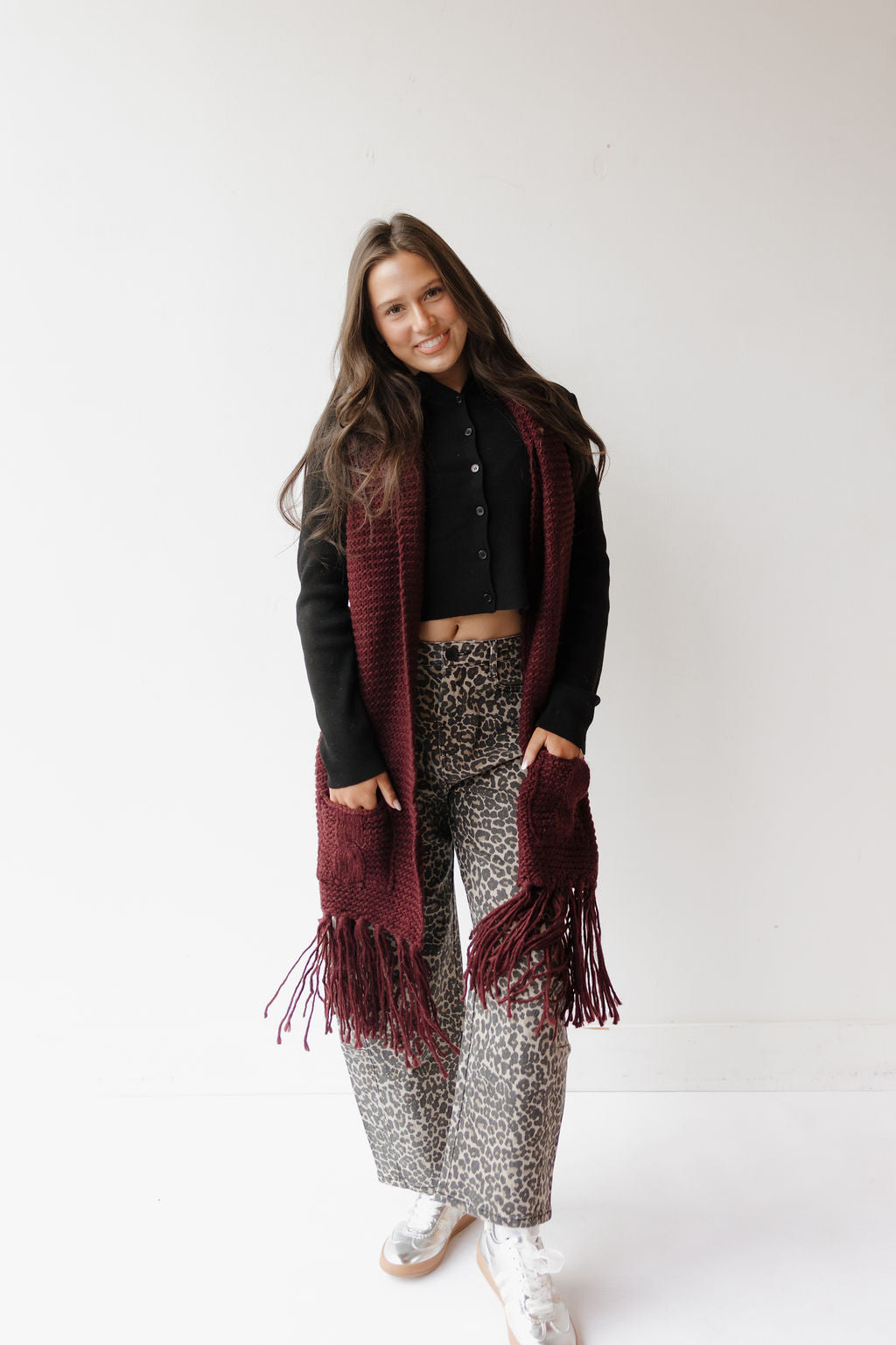 oversized two pocket tassel scarf