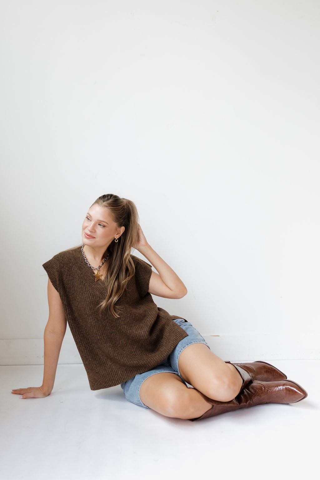 mandy knitted vest