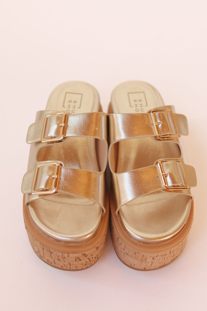 lucinda flatform sandal