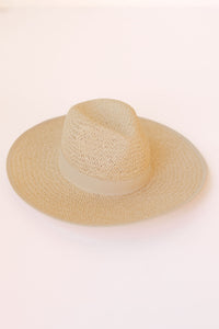 emma adjustable hat, natural