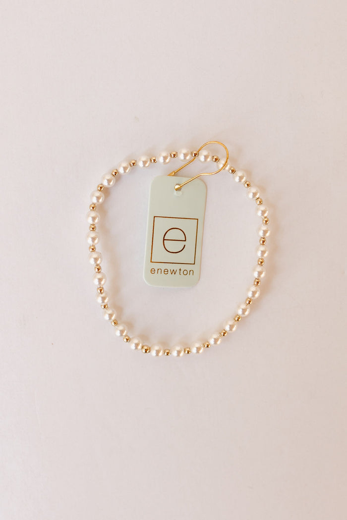 classic grateful pattern 4mm bead bracelet - pearl
