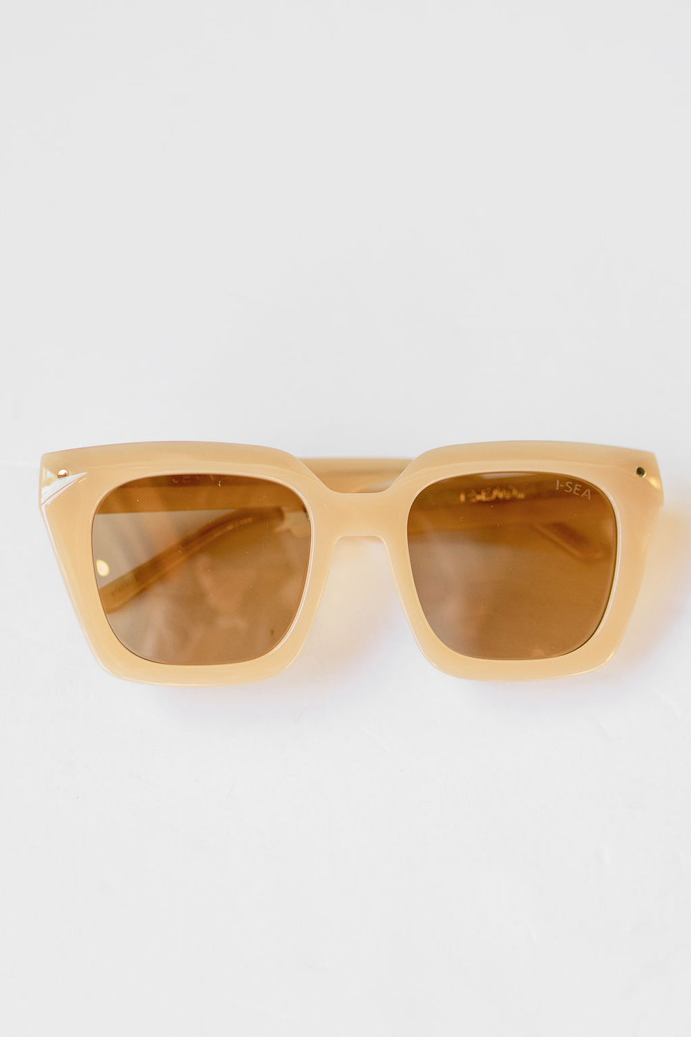 vanilla/brown