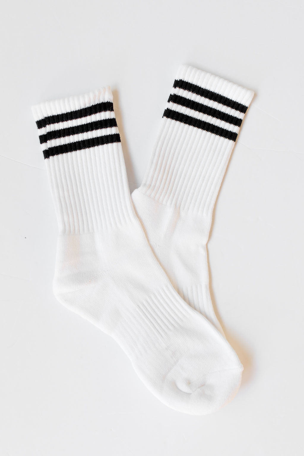 mode, cushioned crew socks