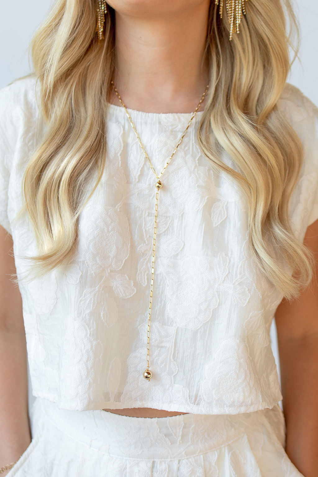 mode, romy lariat