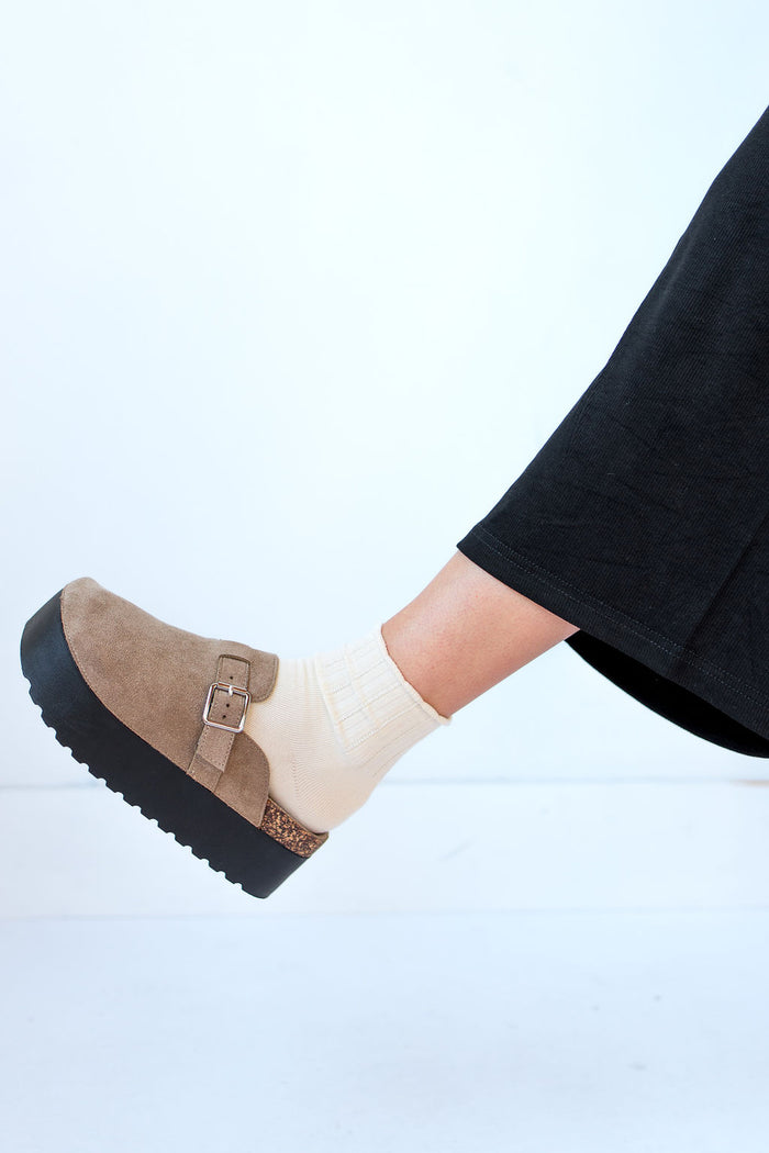 mode, crew lace socks - beige