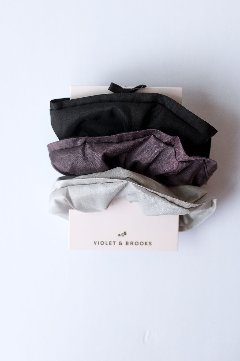 mode, brynn dupioni scrunchie set