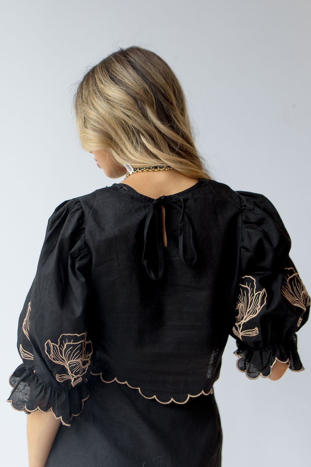 mode, lily embroidered top