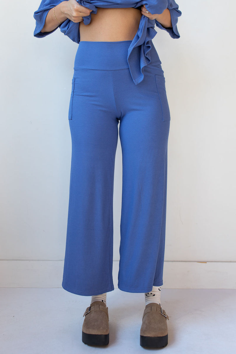 mode, you are loved crop pant (only)