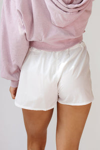 deal drop lea skort
