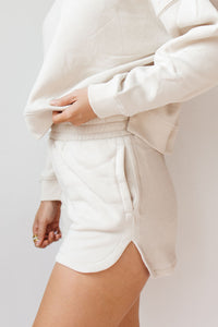 deal drop ella shorts