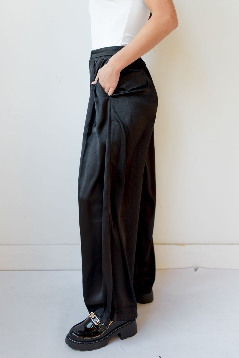 mode, dallon satin pants