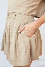 mode, zola pleated shorts
