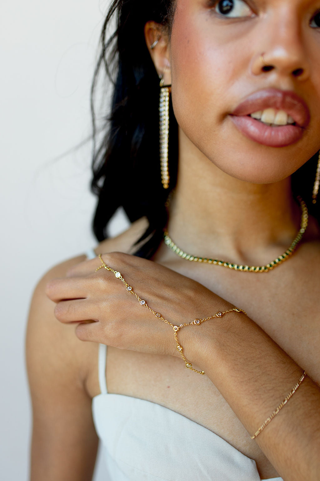 mode, maxine hand chain