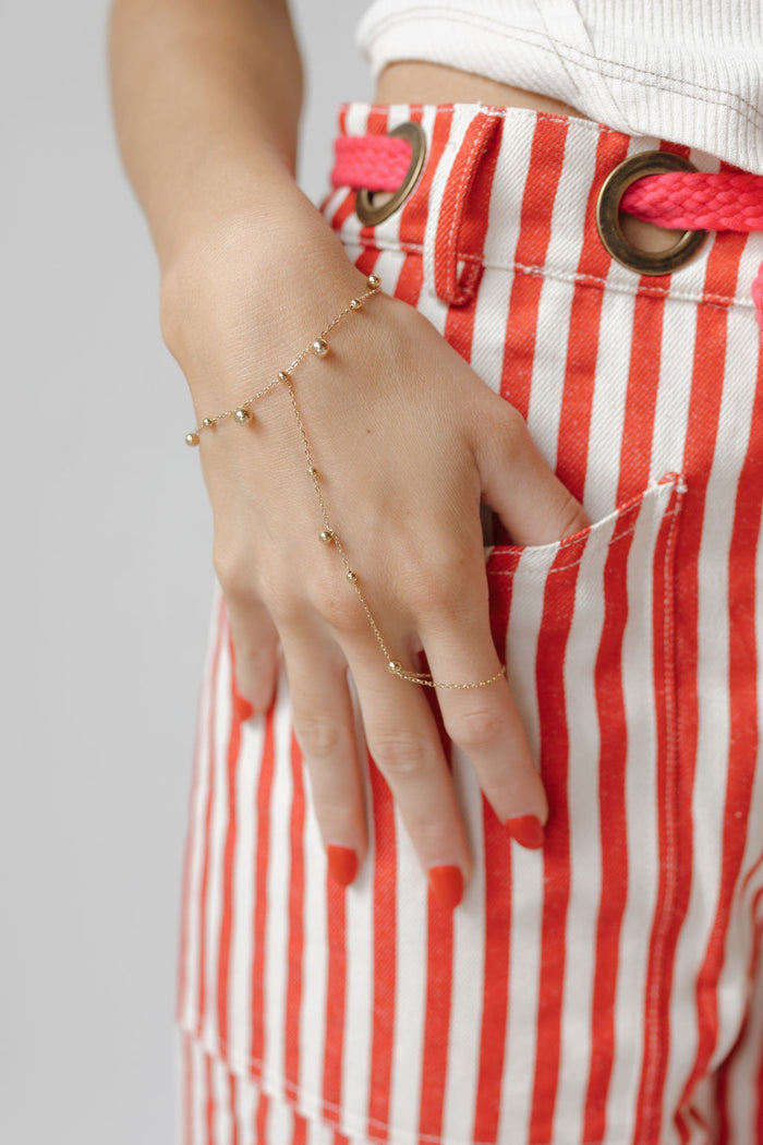 bella hand chain