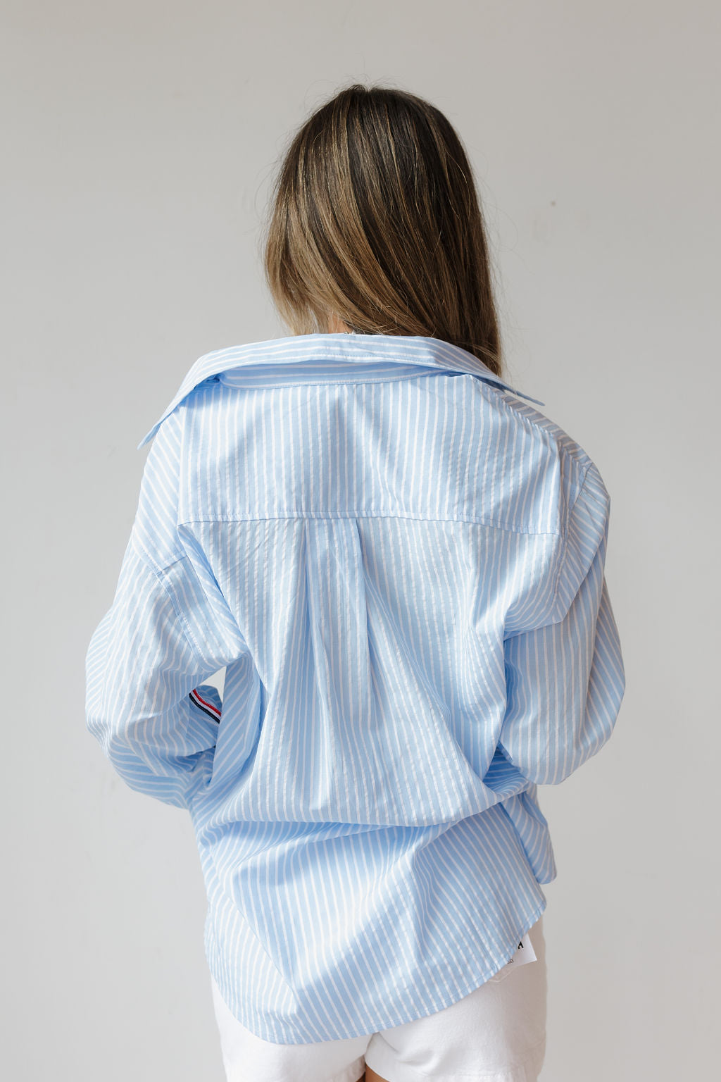 american theads button up