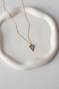 white shell heart necklace