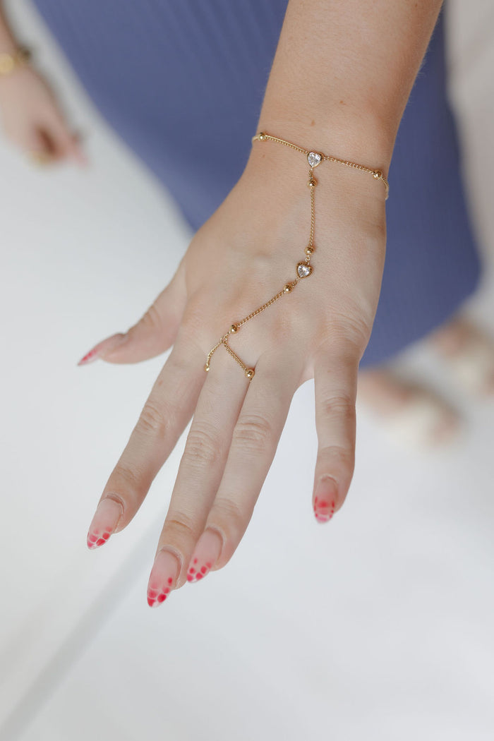 henly heart hand chain