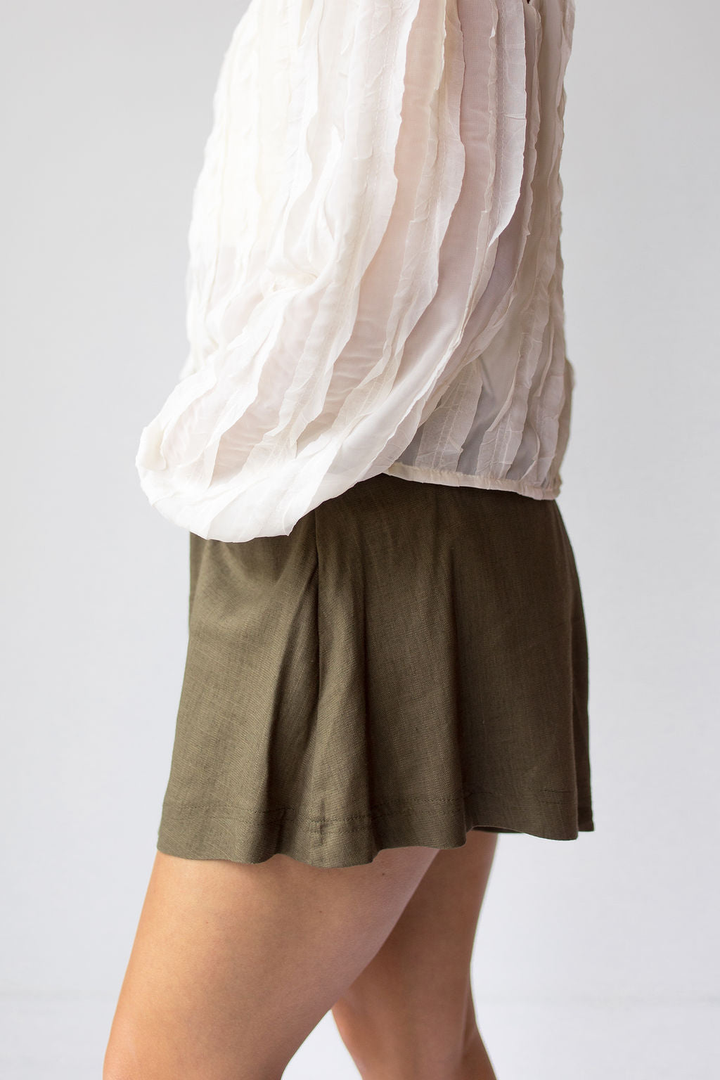 amara woven shorts