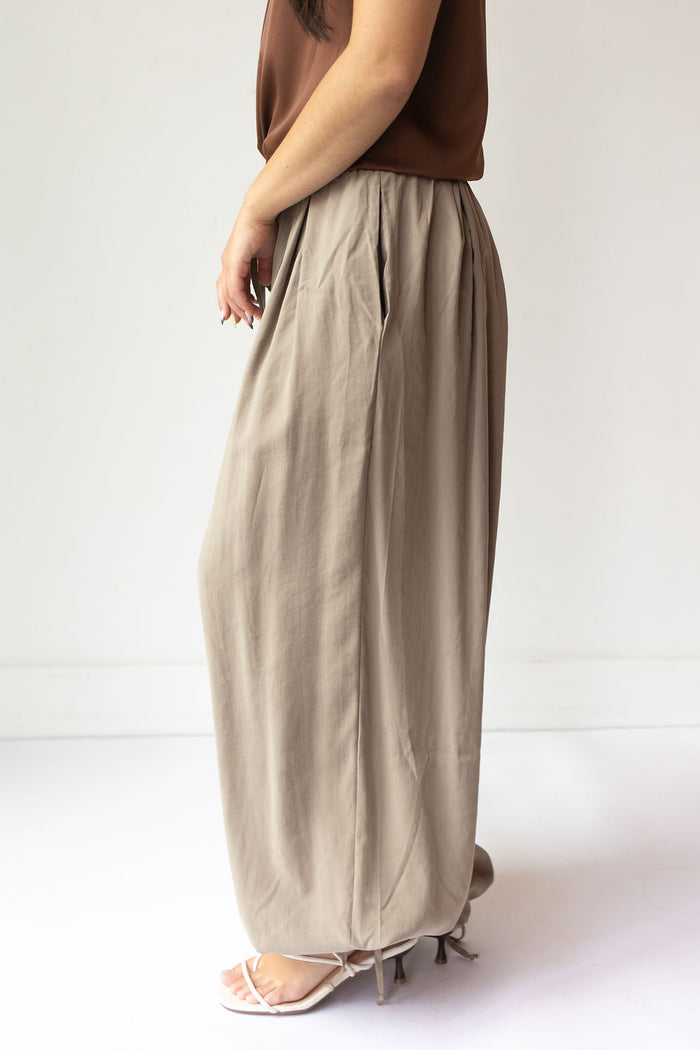 hailee ruched waisted wide leg pants