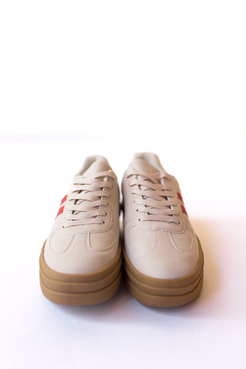 mode, topping platform sneakers
