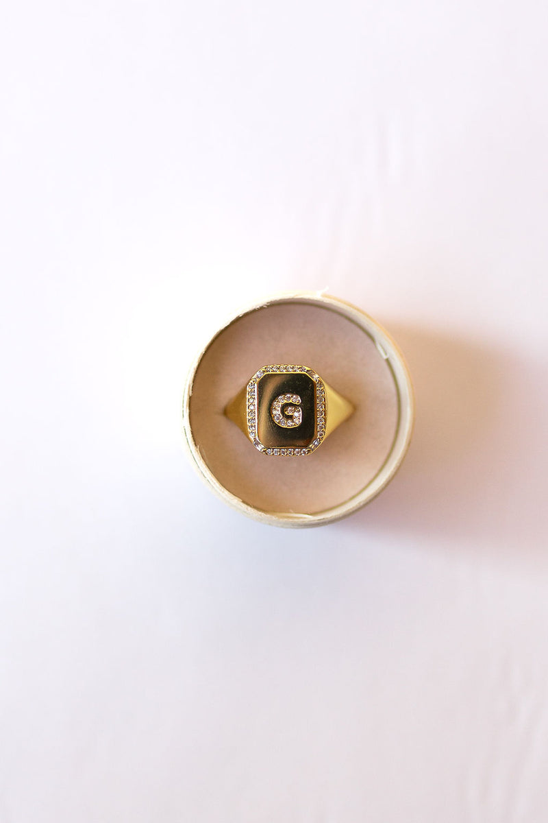 mode, clara signet ring