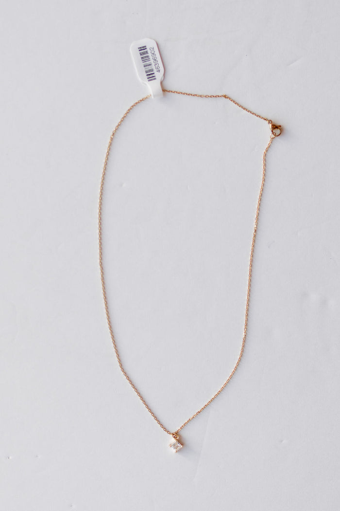 classic diamond necklace