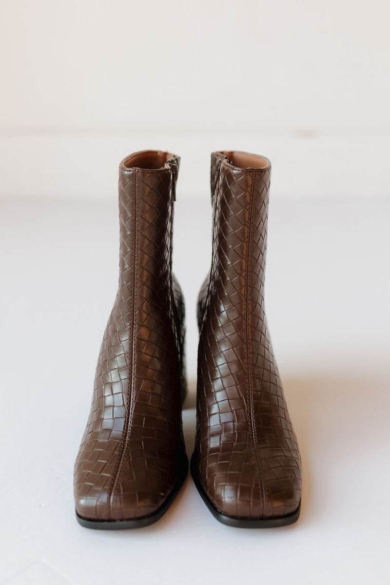 demi boots