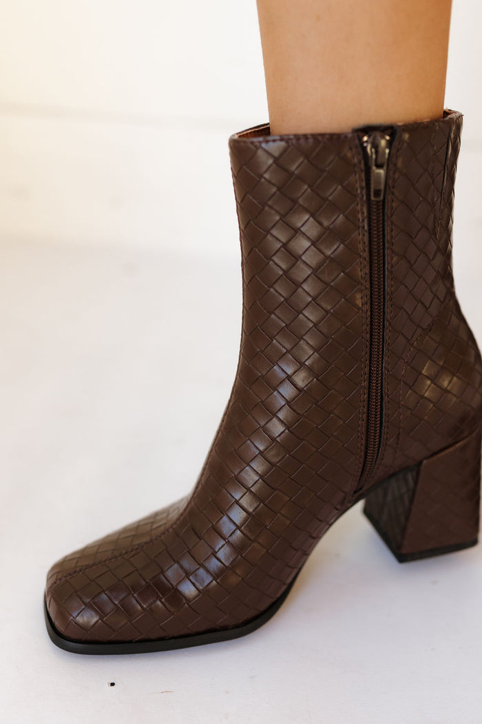 demi boots