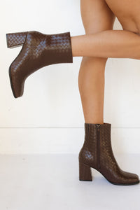 demi boots