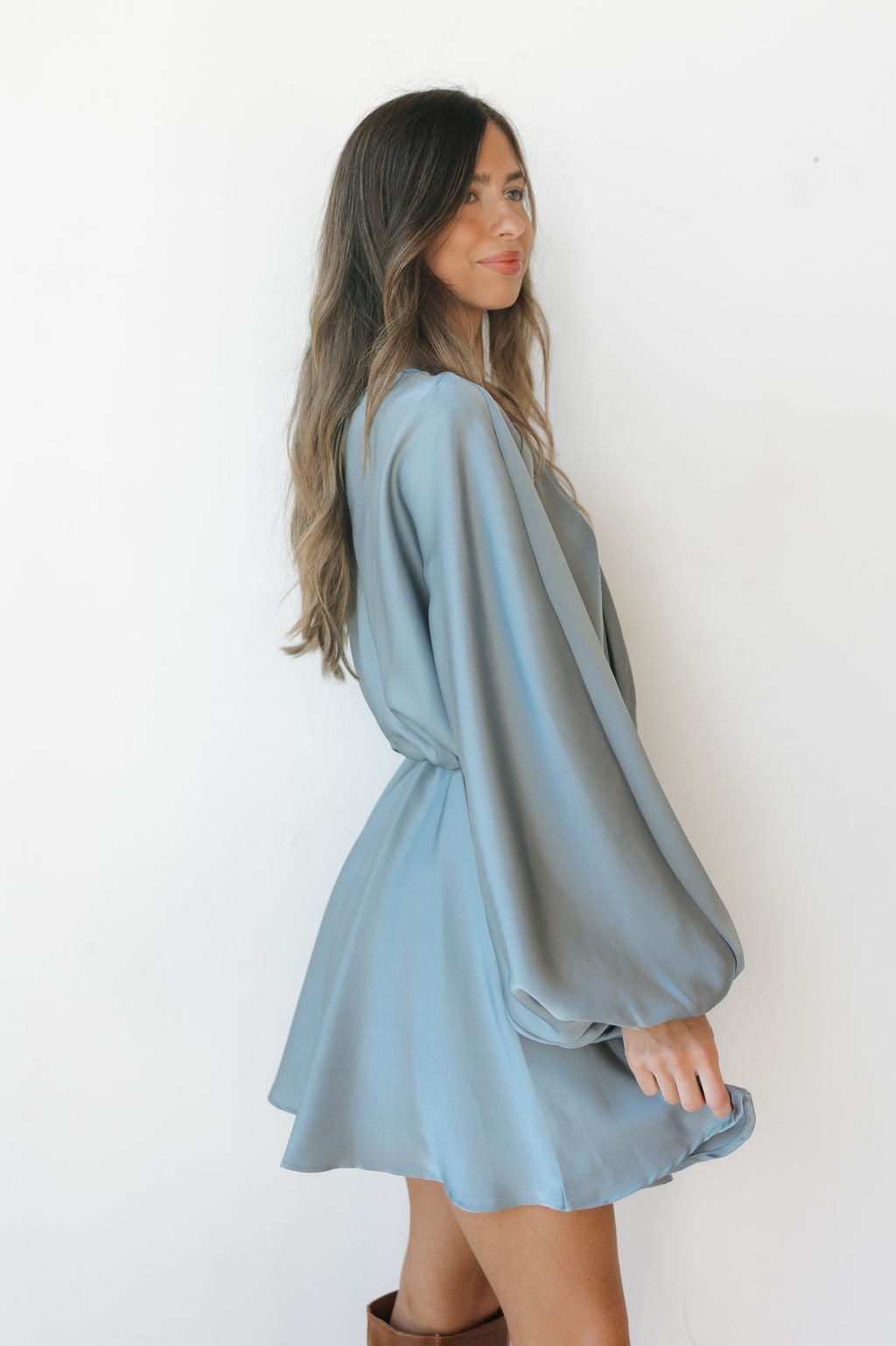 jani long sleeve mini dress