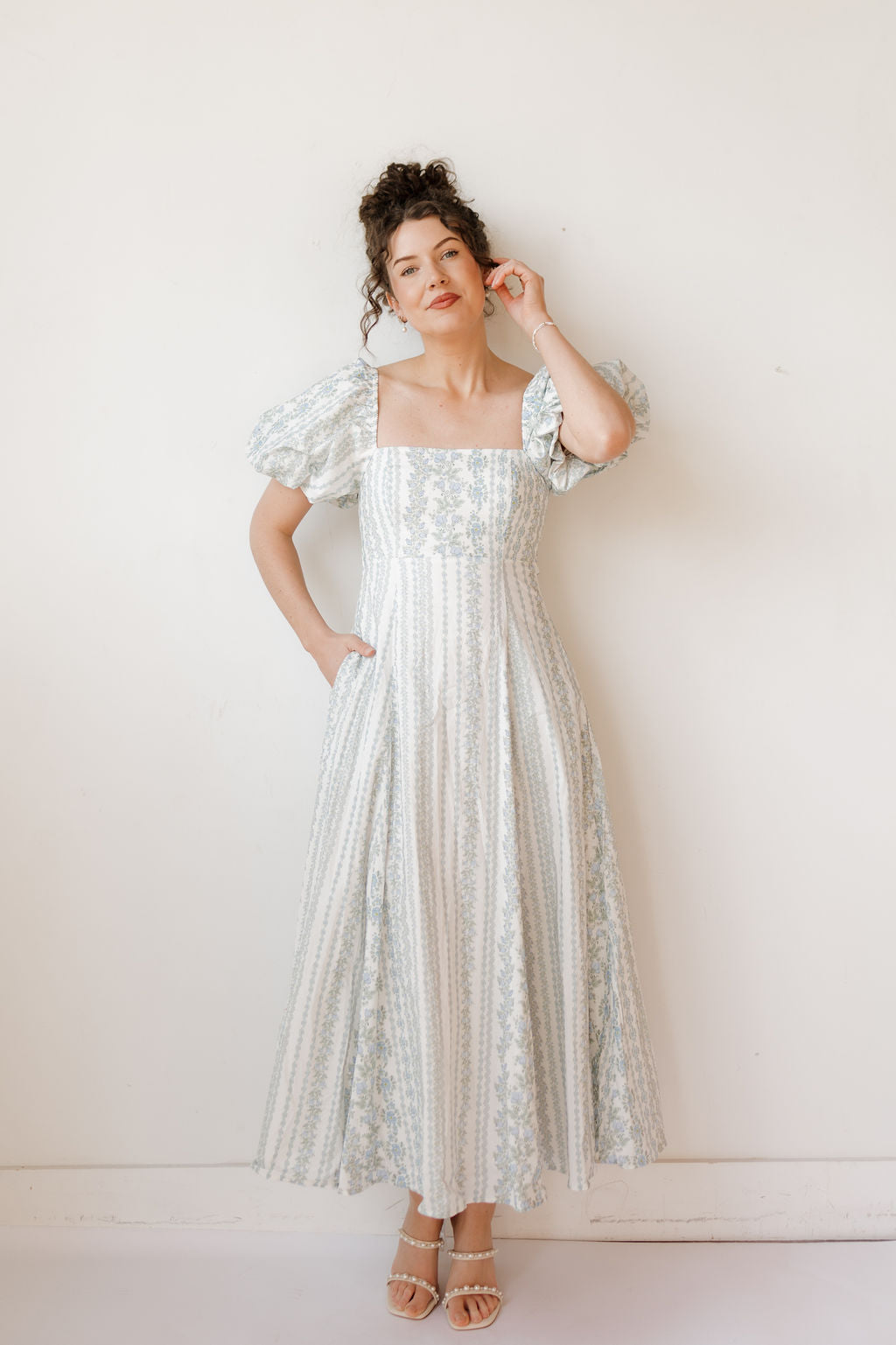 annika floral maxi dress