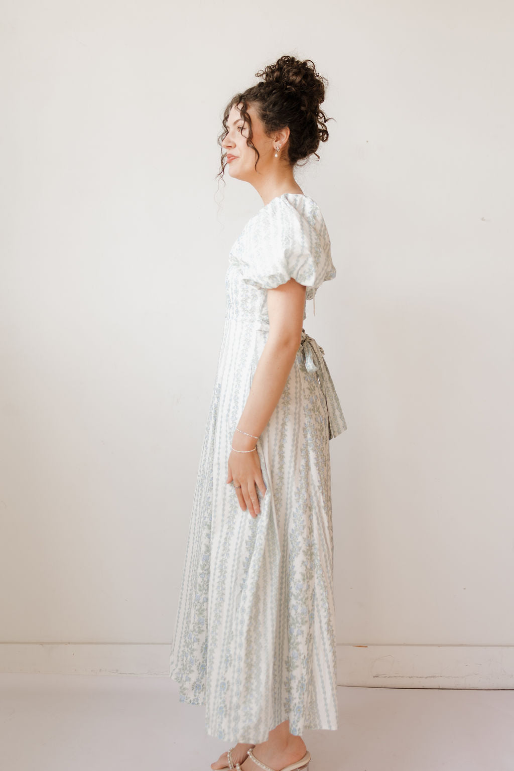 annika floral maxi dress