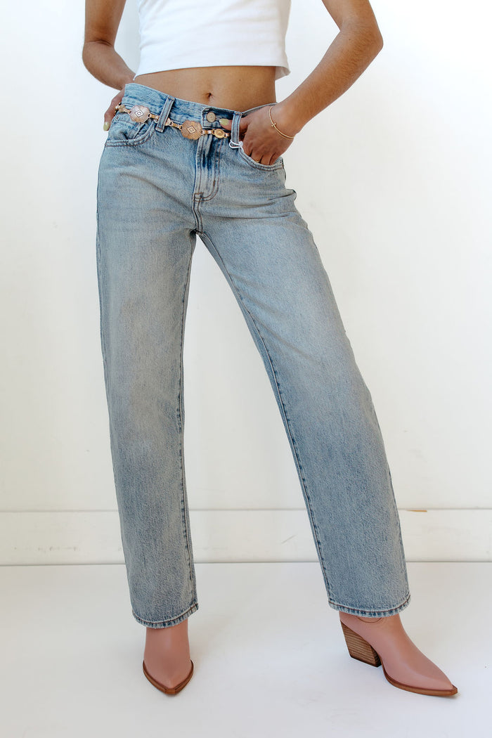 lexi mid rise bowed straight jean