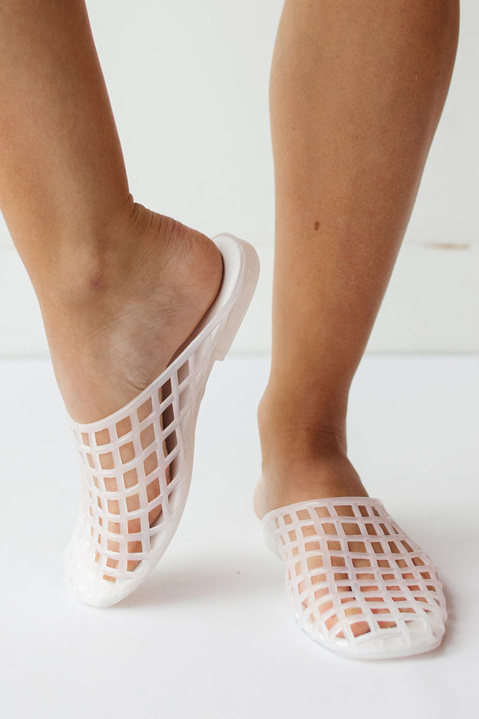 White slip-on jelly shoes 