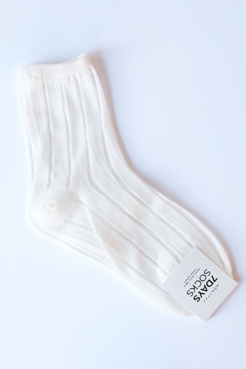 mode, crew semi sheer line socks