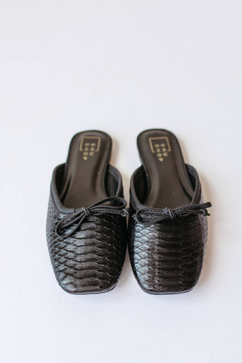 andrea ballet mule