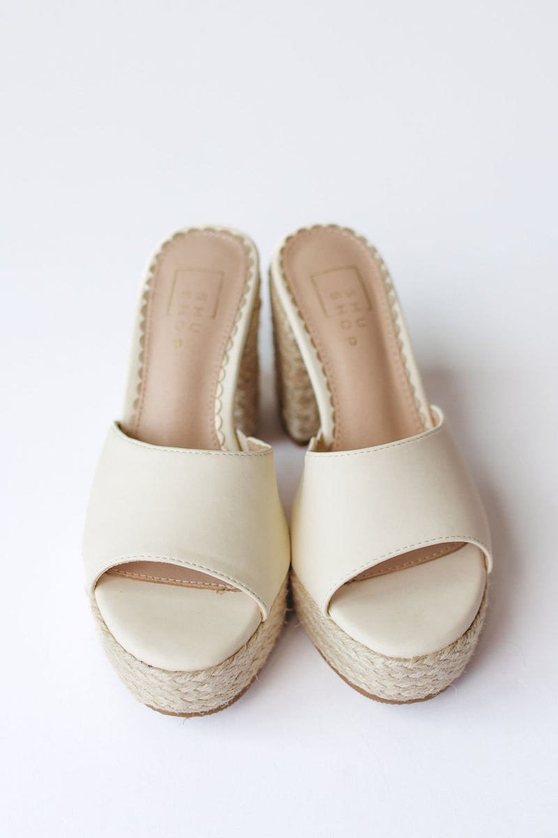 elvira block heel