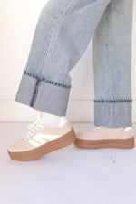 mode, topping platform sneakers