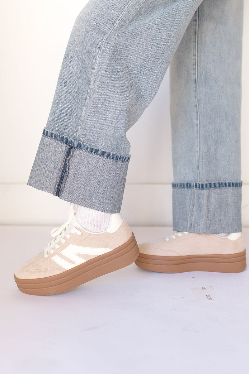 mode, topping platform sneakers