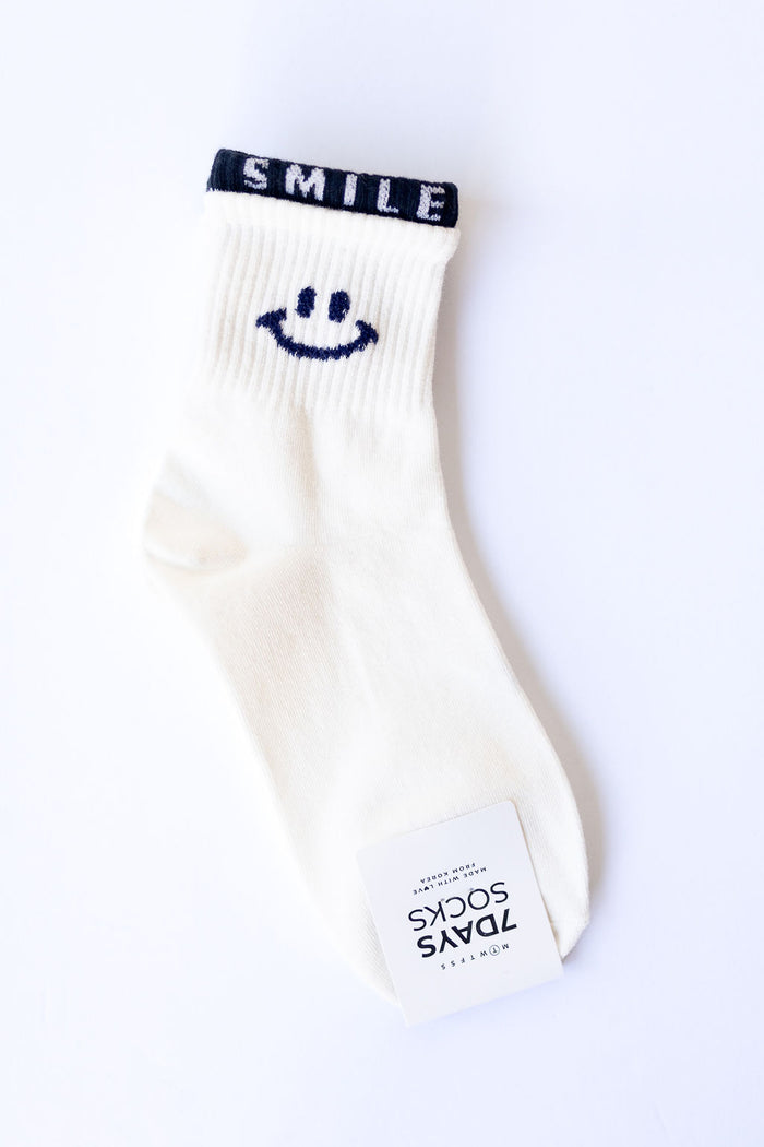 mode, cutie smile socks