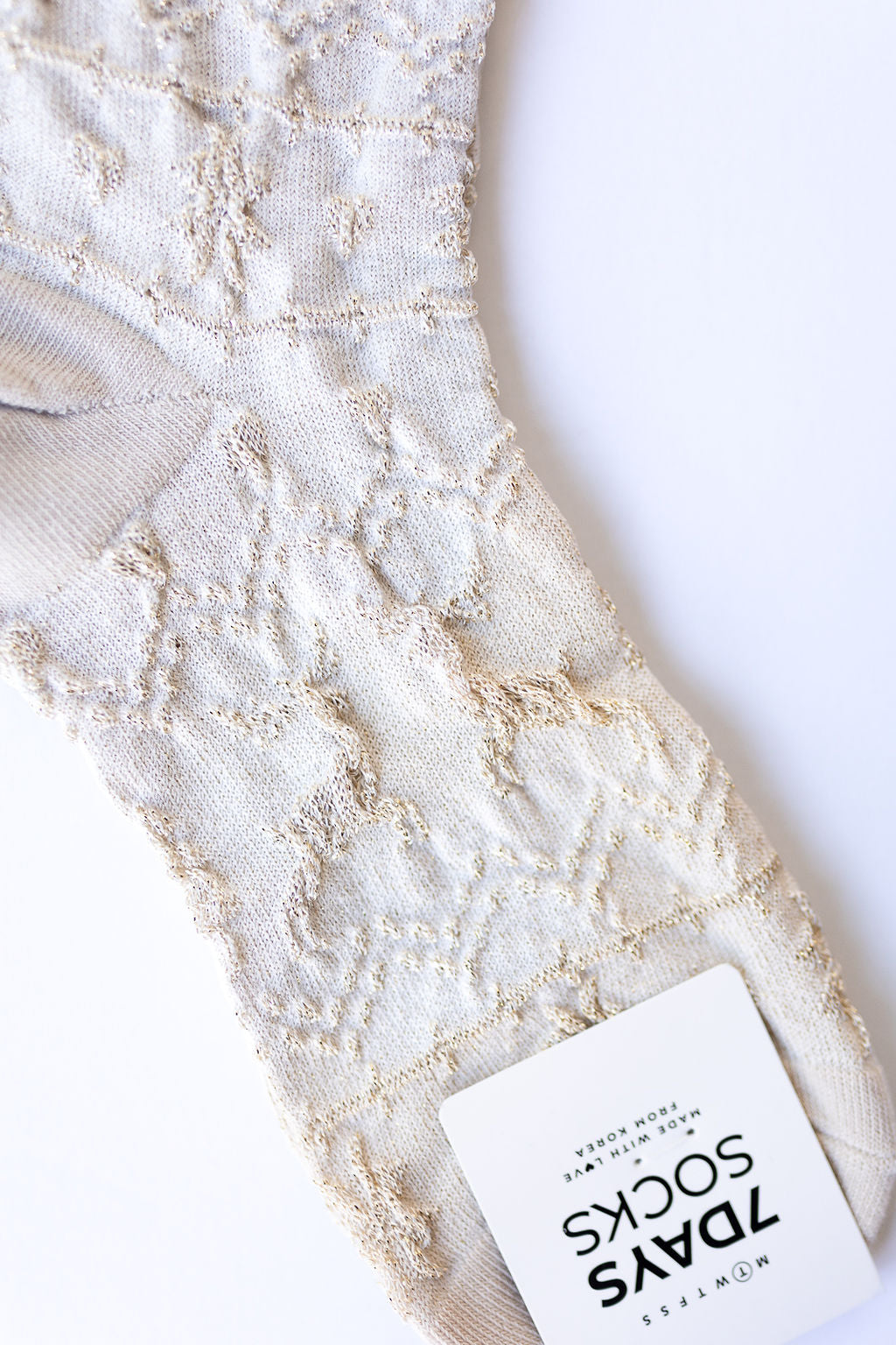 mode, textured snowy deer socks