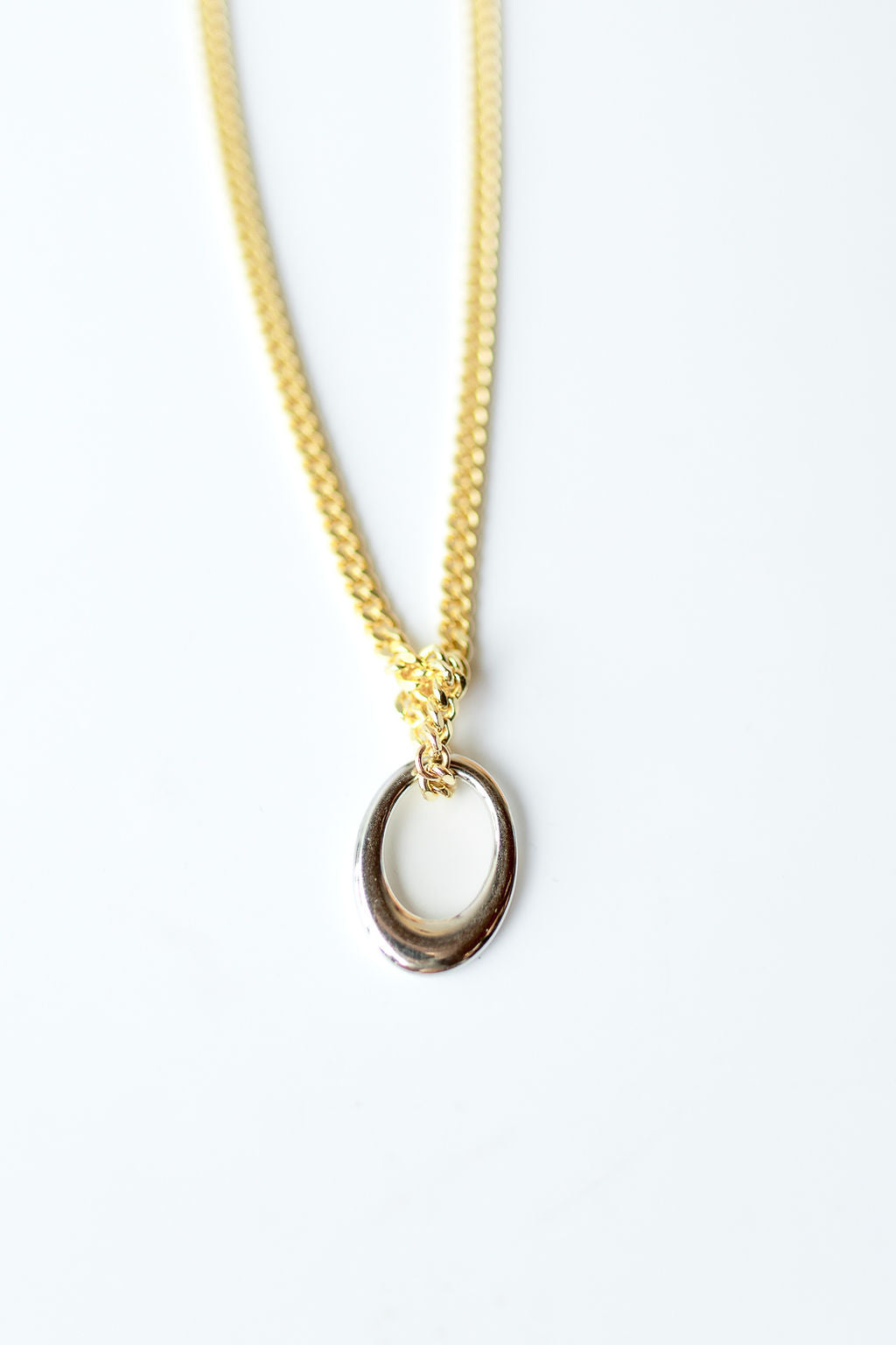 mode, hollywood necklace
